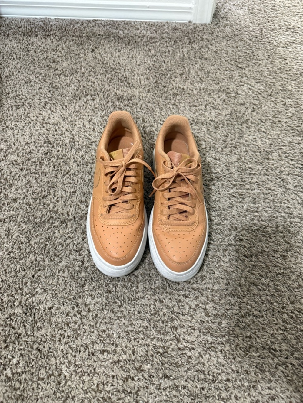 Nike Women’s Sneakers Tan with White Sole